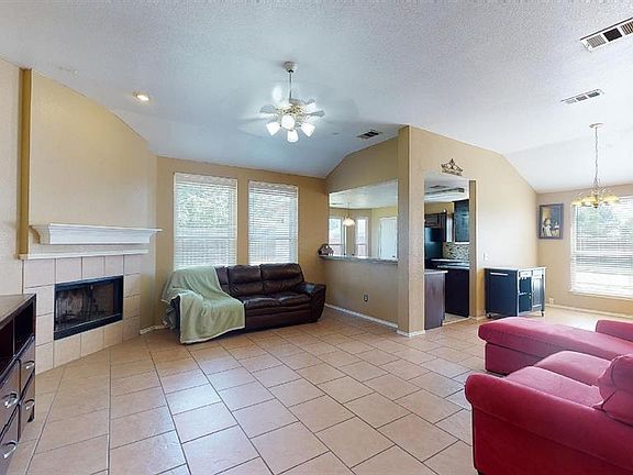 2nd image of 239 Lake Texoma Dr