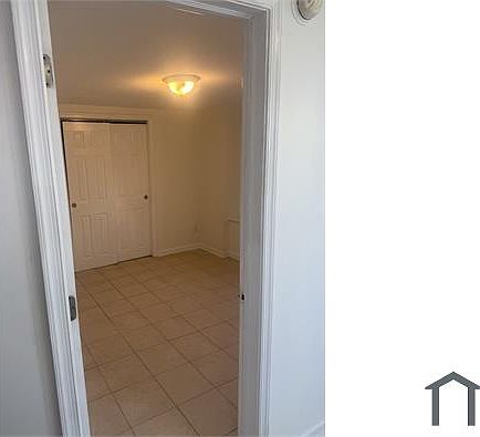 2nd image of 4353 N 6th St #1B