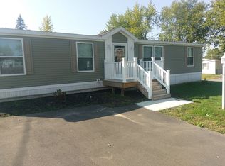 27 Pine Ln, Stillwater, NY 12170