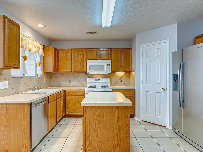3238 Clipper Winds Way — Photo 6