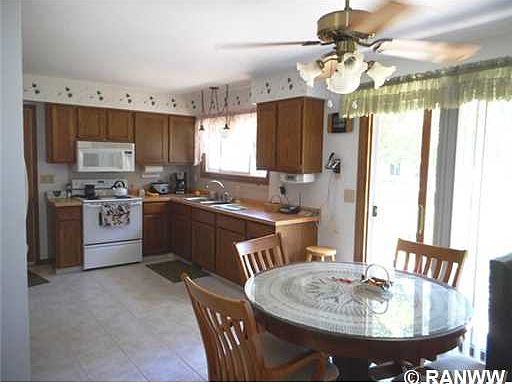 3rd image of 2118 Afton Dr SE