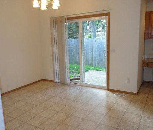 3rd image of 14404 4th Ave E