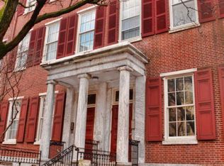 914 Spruce St APT 4, Philadelphia, PA