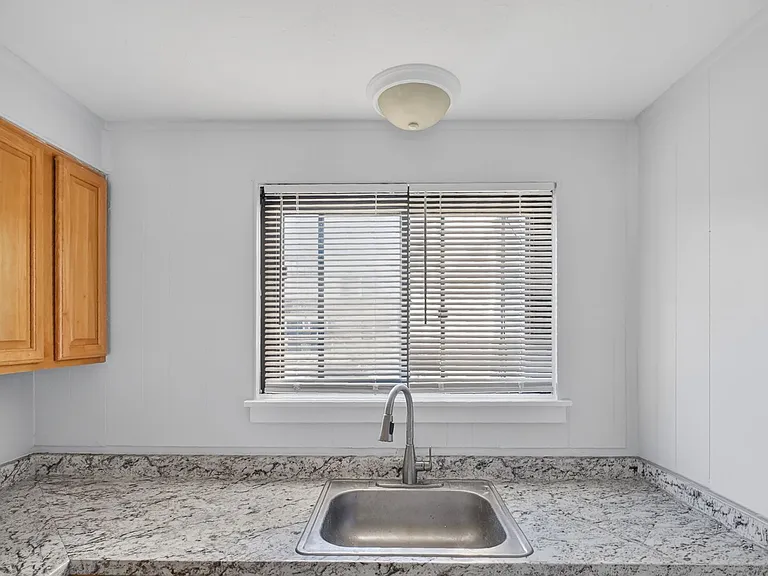 365 Orchard Street — Photo 42