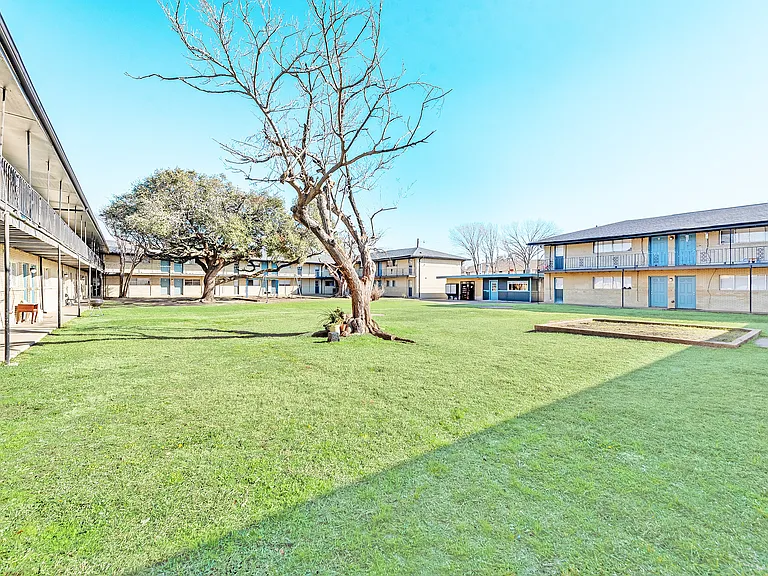 Orchard Hills Apartments