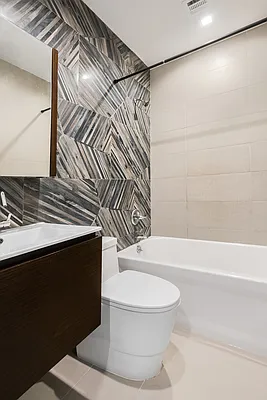 Rented by MNS | media 4