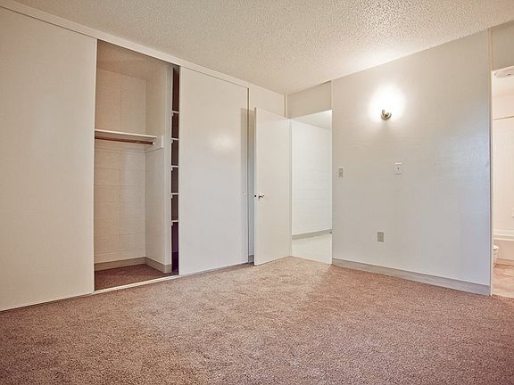 5th image of 1459 City View St APT 121