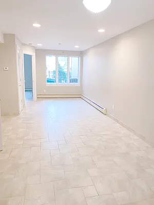 Rented by Ferson Associates LLC | media 27