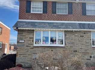 2913 Guilford St, Philadelphia, PA 19152