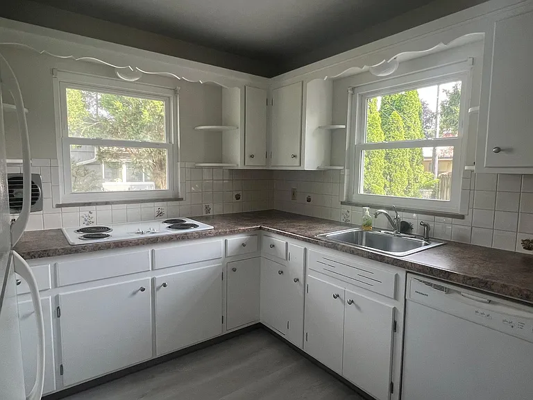 2343 Cranford Rd — Photo 4