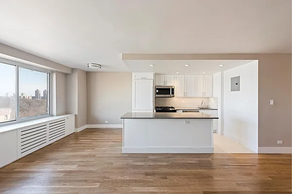 Rented by Douglas Elliman | media 8