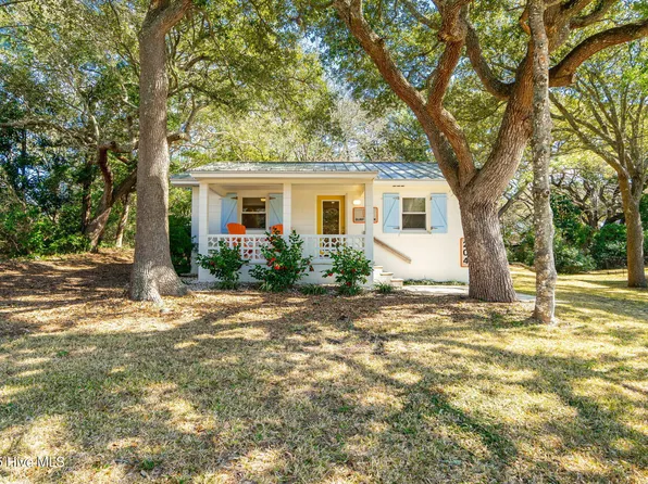 204 Pelican Drive, Atlantic Beach, NC 28512