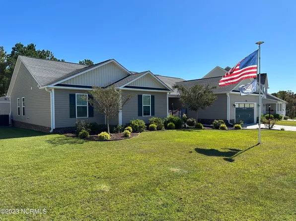 711 Shearwater Ln, Swansboro, NC 28584