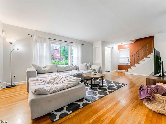5th image of 3678 Lynnfield Rd