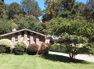 7572 Lowilla Ln, Lithonia, GA 30058