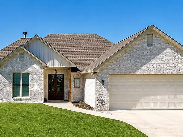 74 Mojave Ln, Picayune, MS 39466