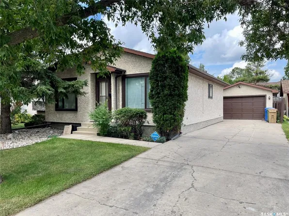 3118 7th AVENUE E, Regina, SK S4N 5V4
