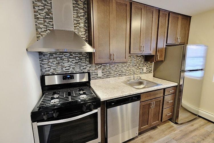 1st image of 2034 Yorkshire Ave #2048-102