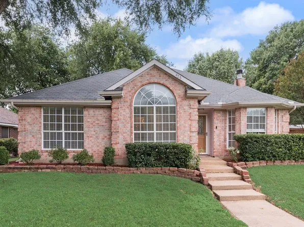 425 Alpine Dr, Desoto, TX 75115