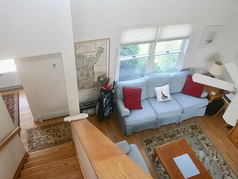 15 Anawan Ave — Photo 7