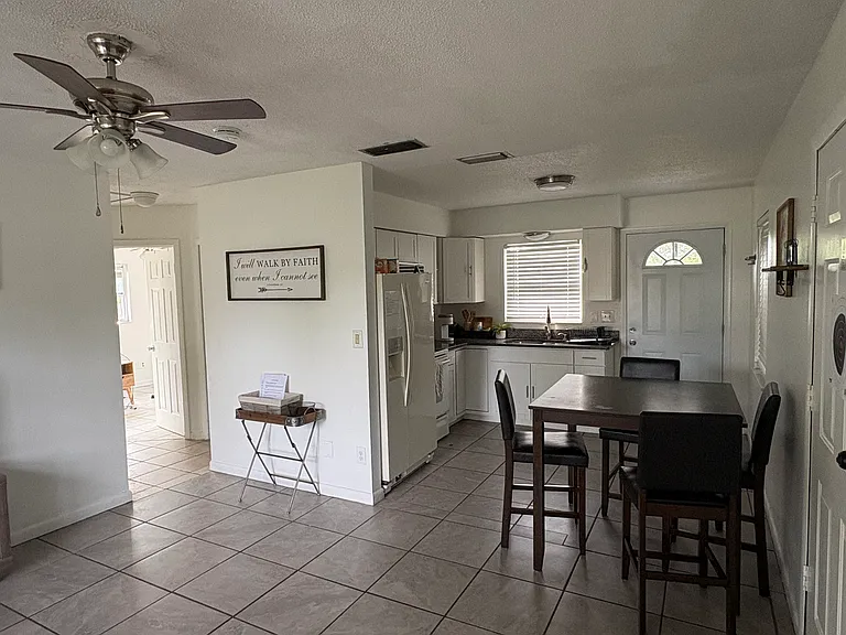 492 Lake Rd — Photo 8