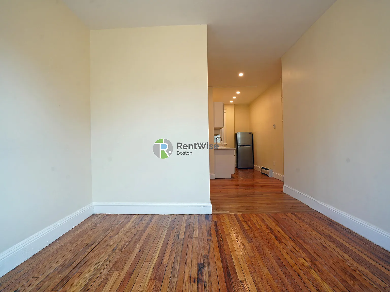 1844 Commonwealth ave — Photo 2