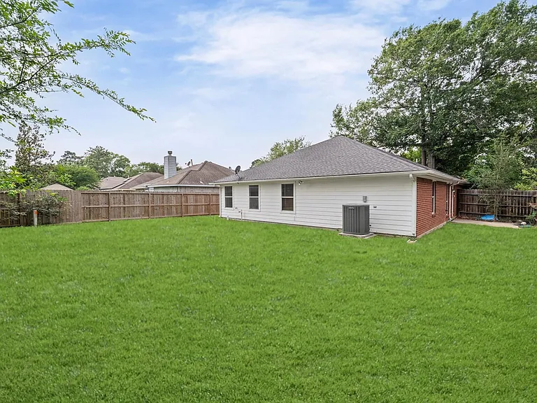 26115 Cypresswood Dr — Photo 25