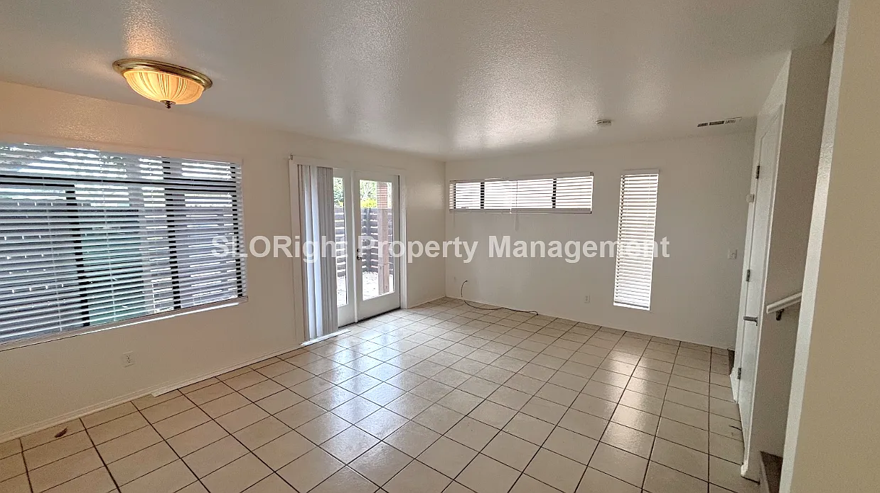 3 bed, 1.5 bath, $2,400 — Photo 3