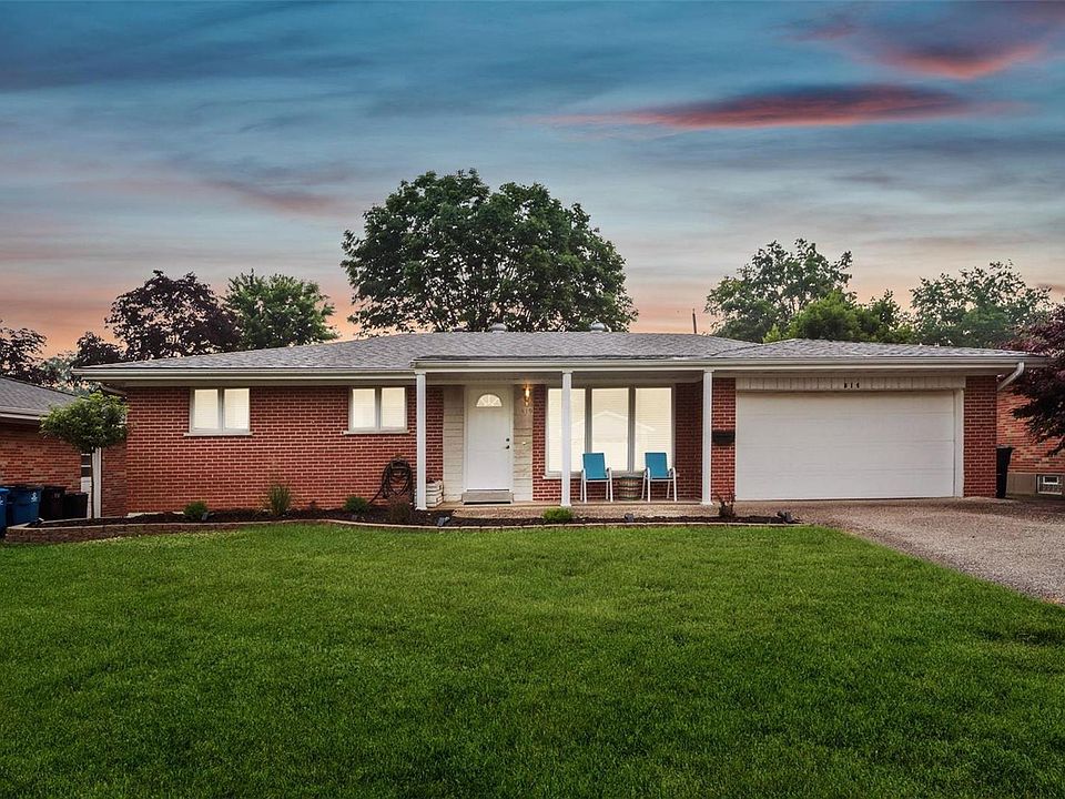 1st image of 819 Walden Dr