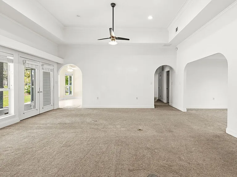 83 Lake Lorraine Cir — Photo 12