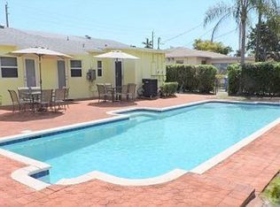 1110 N 16th Ct, Hollywood, FL 33020