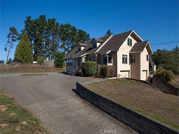5th image of 4415 Woods Ln