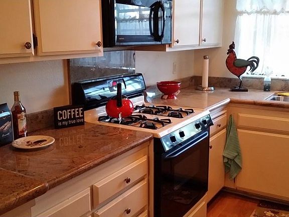 5th image of 8340 Penfield Ave Unit 36