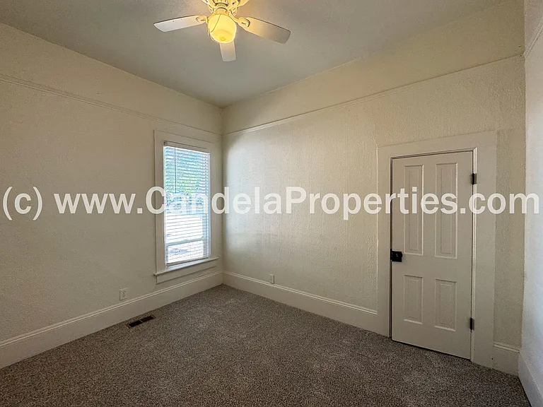 1231 W Colorado Ave — Photo 15