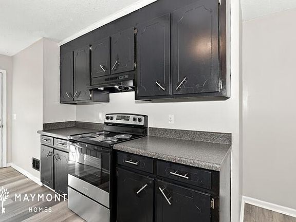 5th image of 501 Friarsgate Blvd
