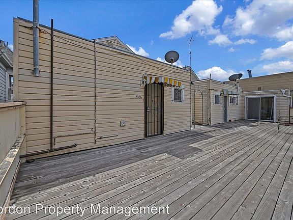 3rd image of 2806 Diamond St