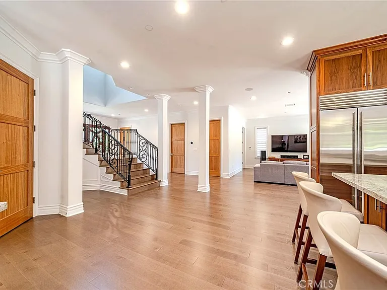 1217 Olive La Canada — Photo 12