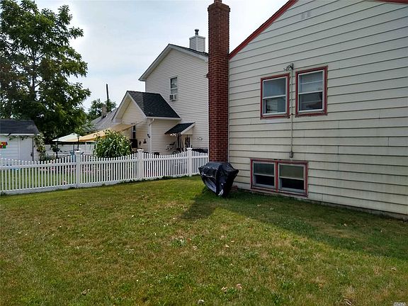 3rd image of 1121 Jefferson Pl