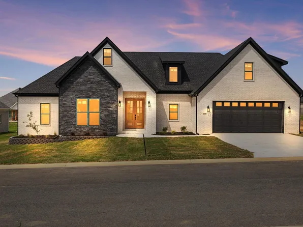 1237 Curlin Ct, Searcy, AR 72143