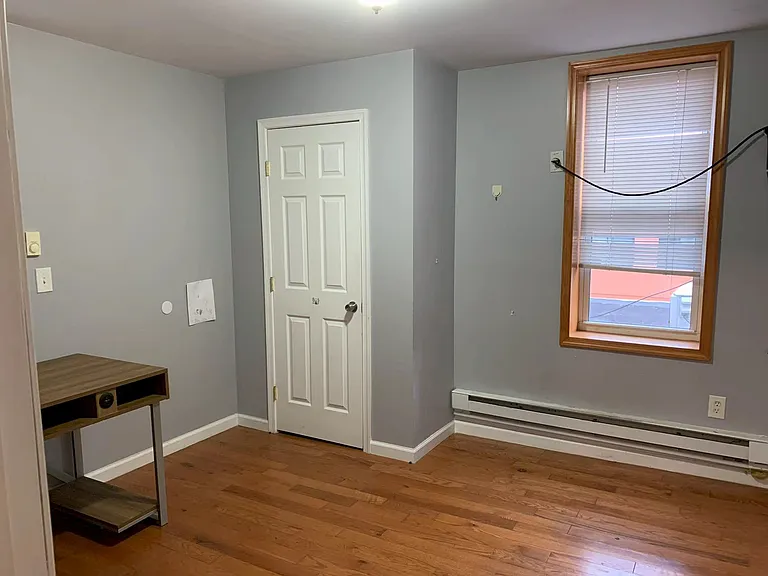4526 Sansom St #1 — Photo 3