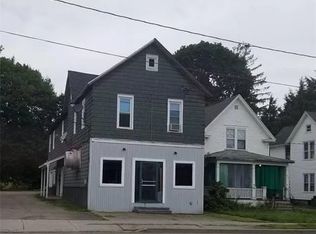 1067 E 2nd St, Jamestown, NY 14701