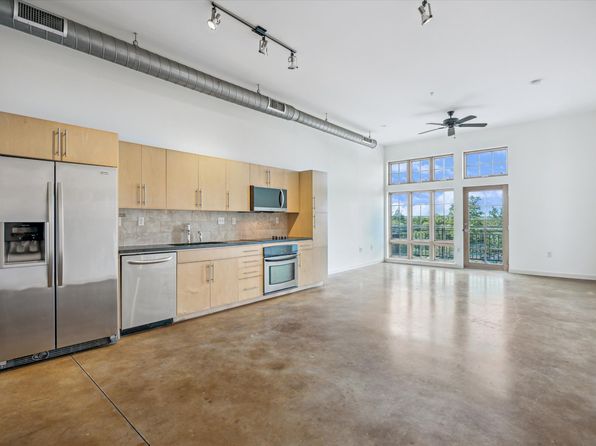 2235 E 6th St APT 408