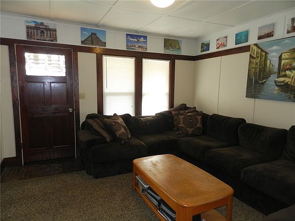 4th image of 27030 104th Dr NW