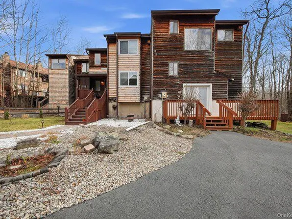 30 Edelweiss Dr, Woodridge, NY 12789