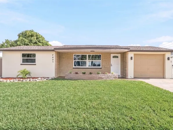 7431 Abalone Dr, Port Richey, FL 34668