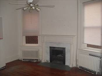 4th image of 1103 W Franklin St #C1