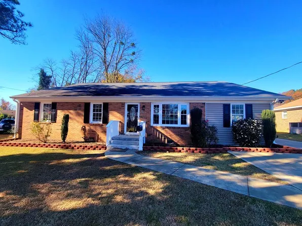 113 Briarcliff Cir, Roanoke Rapids, NC 27870