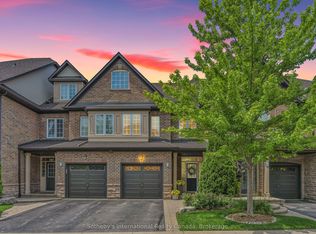 300 Ravineview Way #41, Oakville, ON L6H7J1