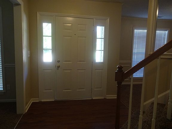 2nd image of 10 Bonnie Woods Dr