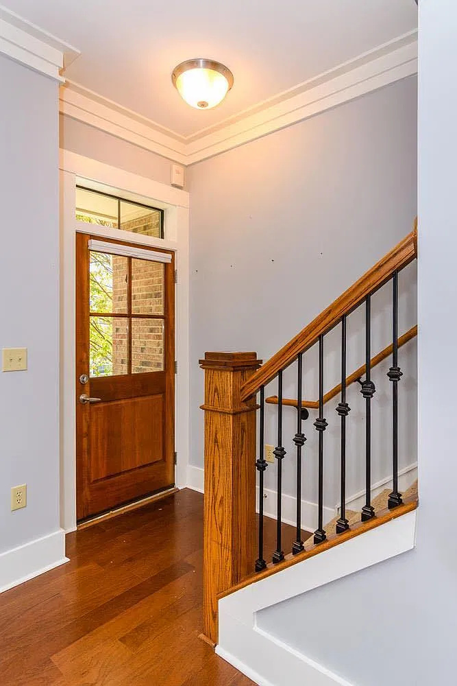 Biltmore Park Townhouse — Photo 2